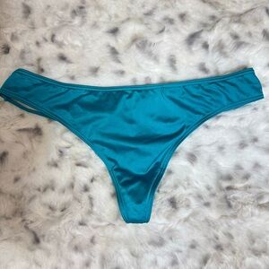 Victoria secret V string panties thong ribbon bow strappy detail back Sexy y2k